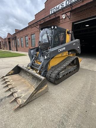Image of John Deere 331G equipment image 4