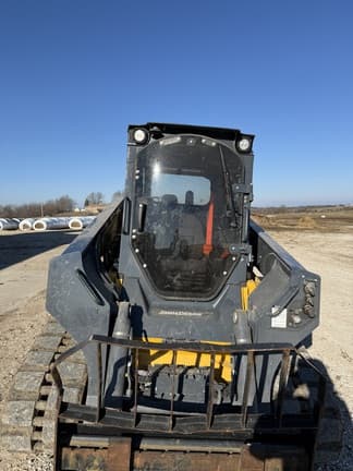 Image of John Deere 331G equipment image 2