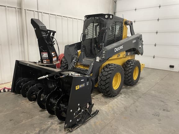 Image of John Deere 332G equipment image 1