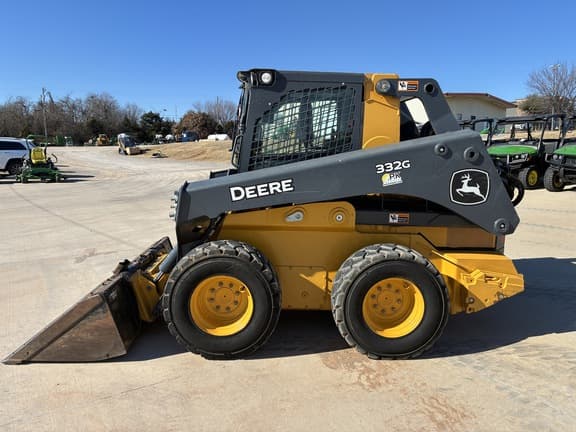 Image of John Deere 332G equipment image 1