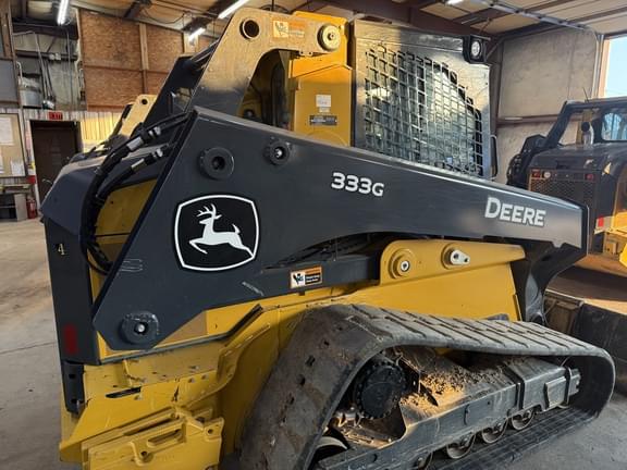 Image of John Deere 333G equipment image 4
