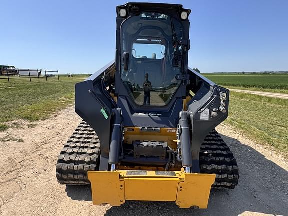 Image of John Deere 333G equipment image 3