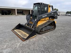 2023 John Deere 333G Image