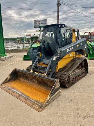 Image of John Deere 333G equipment image 1