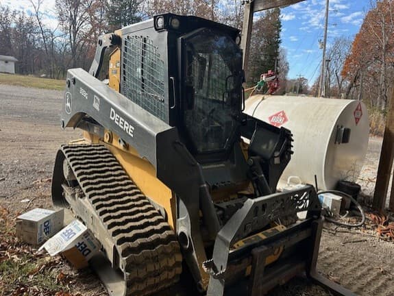 Image of John Deere 333G equipment image 3