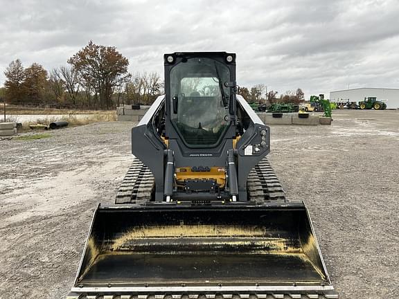 Image of John Deere 333G equipment image 1