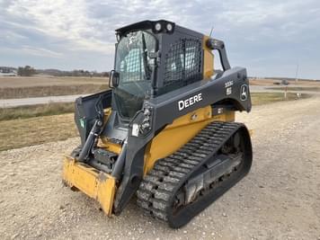 Main image John Deere 333G