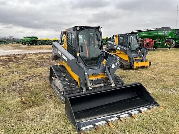 Image of John Deere 333G equipment image 1