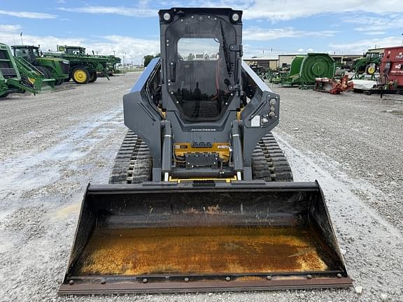 Image of John Deere 333G equipment image 3