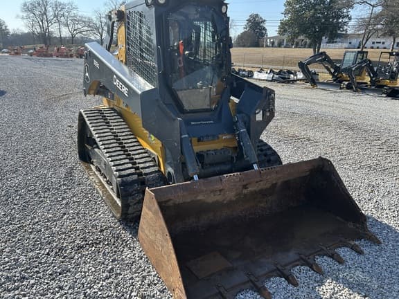 Image of John Deere 333G Primary image