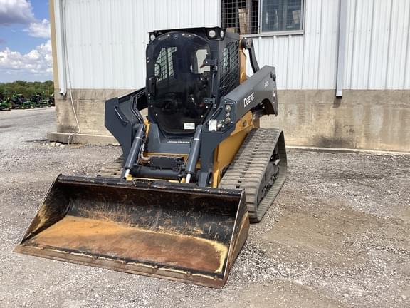 Image of John Deere 333G equipment image 2