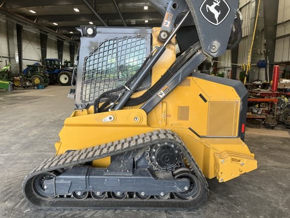 Image of John Deere 333G equipment image 1