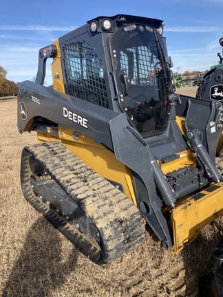 Main image John Deere 333G