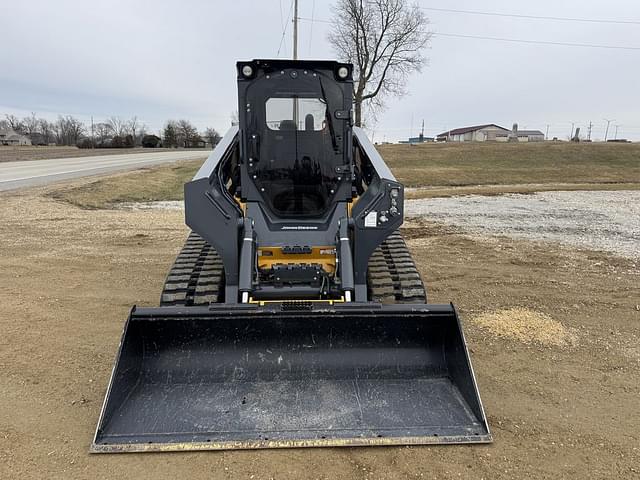 Image of John Deere 333G equipment image 4