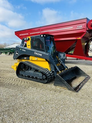Main image John Deere 333G