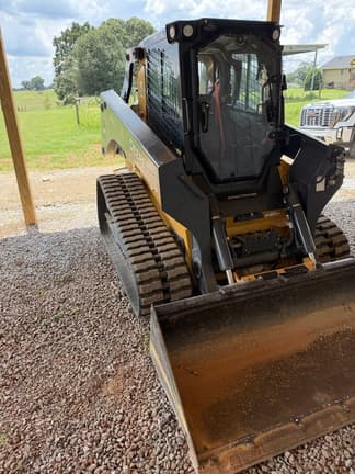 Image of John Deere 333G equipment image 1