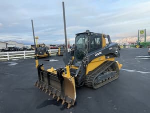 2023 John Deere 333G Image