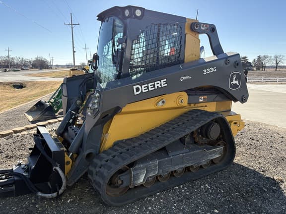Image of John Deere 333G equipment image 4