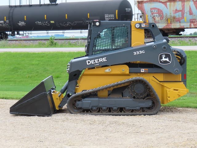Image of John Deere 333G equipment image 1