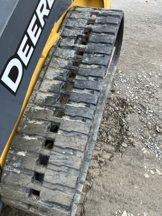 Image of John Deere 333G equipment image 2