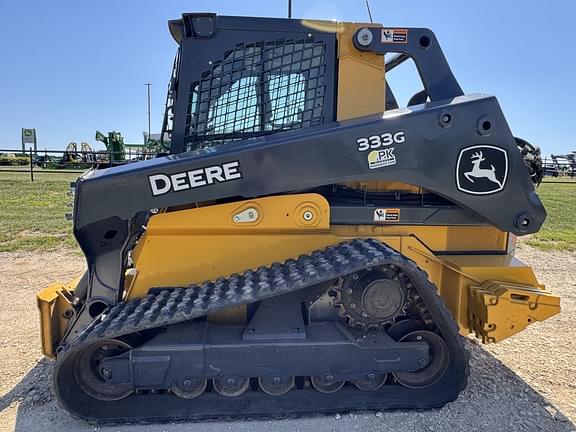 Image of John Deere 333G equipment image 4