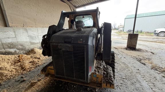 Image of John Deere 333G equipment image 2