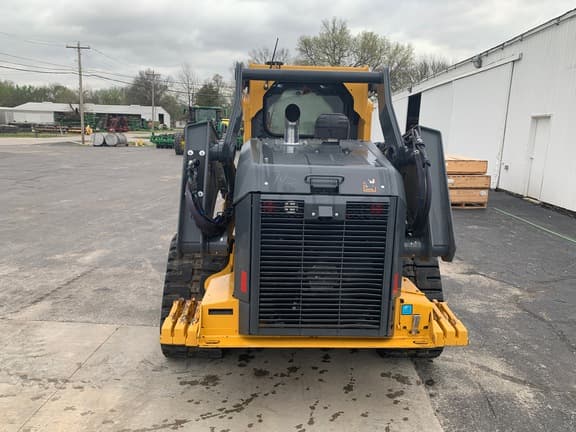 Image of John Deere 333G equipment image 3