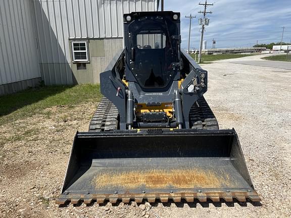 Image of John Deere 333G equipment image 2