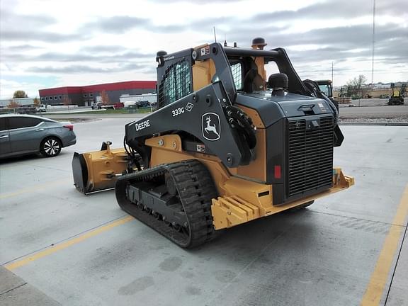 Image of John Deere 333G equipment image 4