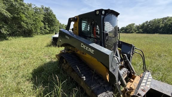 Image of John Deere 333G equipment image 1