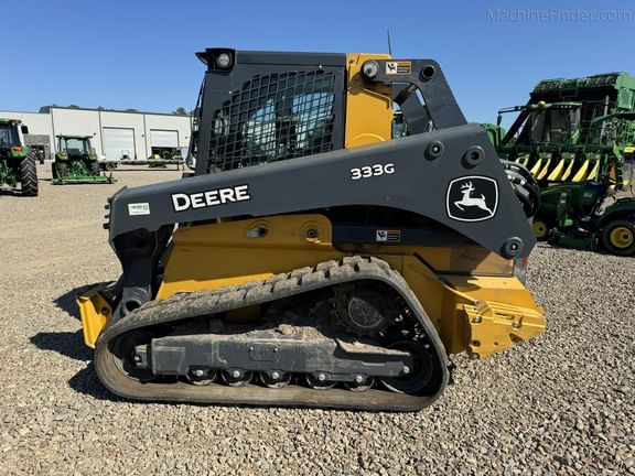 Main image John Deere 333G
