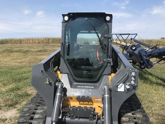 Image of John Deere 333G Primary image