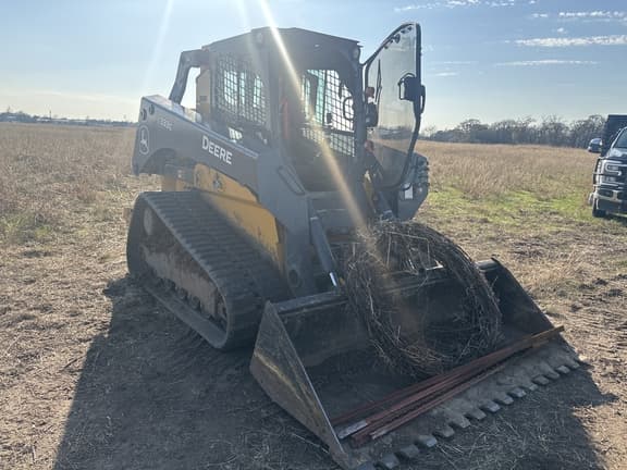 Image of John Deere 333G equipment image 4