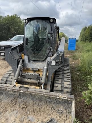 Image of John Deere 333G equipment image 3