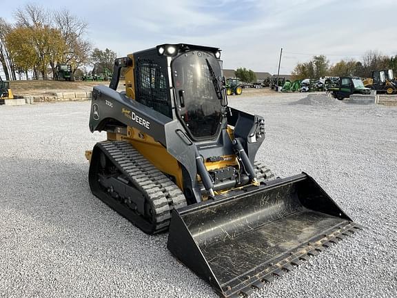 Image of John Deere 333G equipment image 3