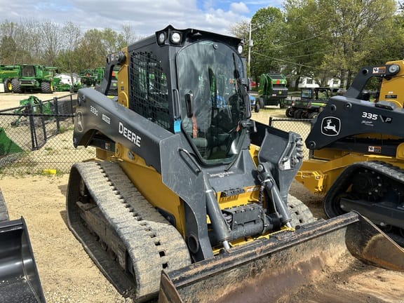 2023 John Deere 333G Equipment Image0