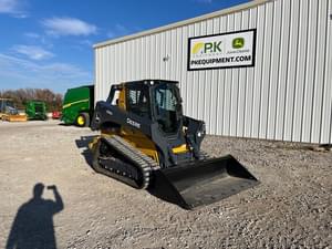 2023 John Deere 333G Image