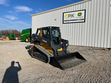 Main image John Deere 333G