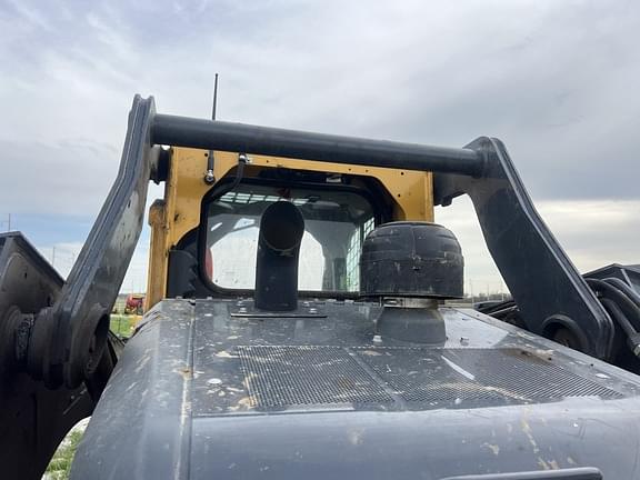 Image of John Deere 333G equipment image 4