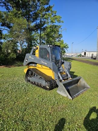 Main image John Deere 333G