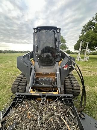 Image of John Deere 333G equipment image 4