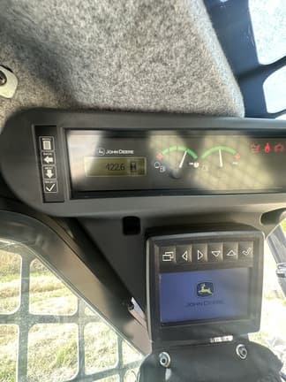 Image of John Deere 333G Image 1