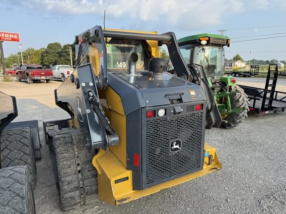 Image of John Deere 333G equipment image 4