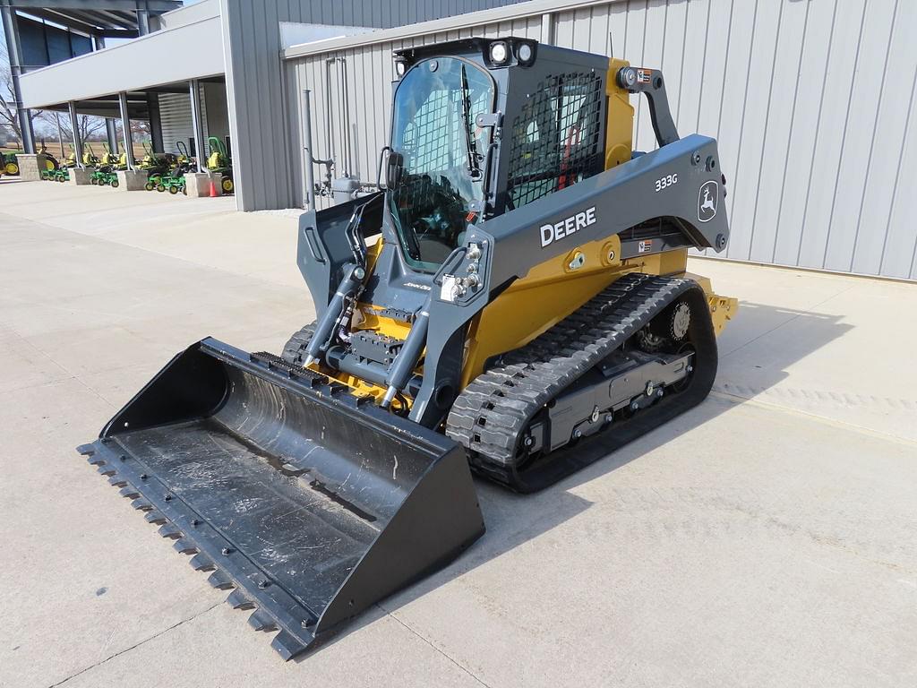 Image of John Deere 333G Primary image