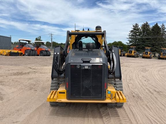 Image of John Deere 333G equipment image 3