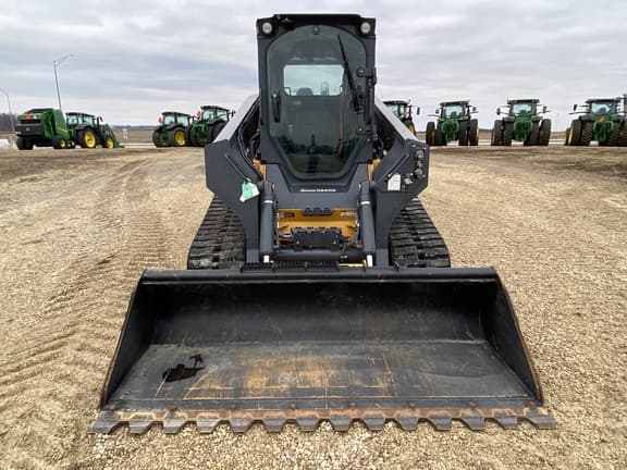 Image of John Deere 333G equipment image 1