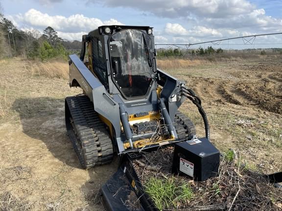 Image of John Deere 333G equipment image 1