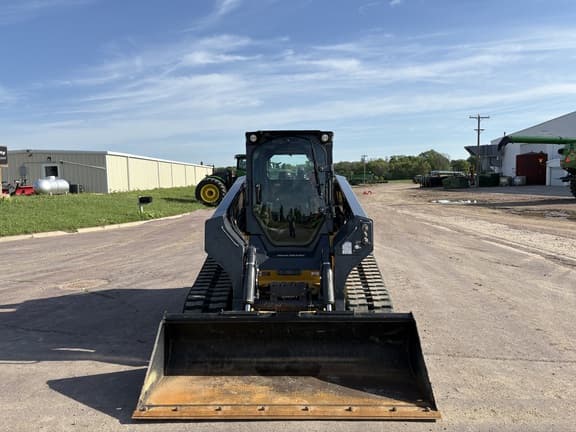 Image of John Deere 333G equipment image 1