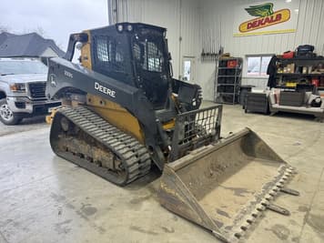 Main image John Deere 333G