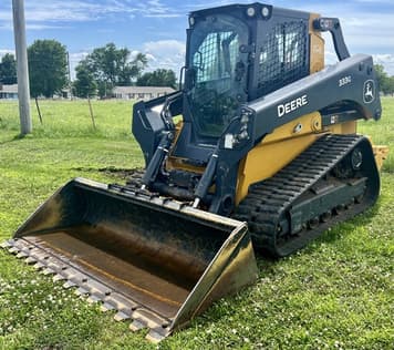 Main image John Deere 333G